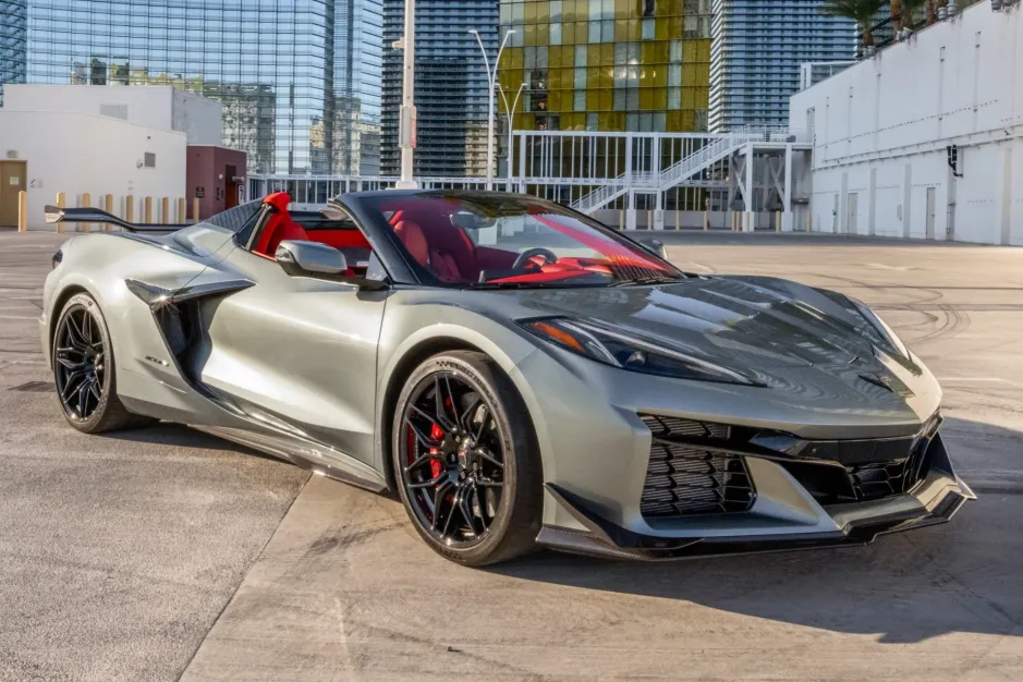 2024 Chevrolet Corvette Z06 Convertible 3LZ Z07