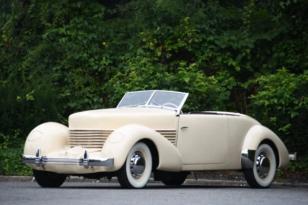 1937 Cord 812 Phaeton