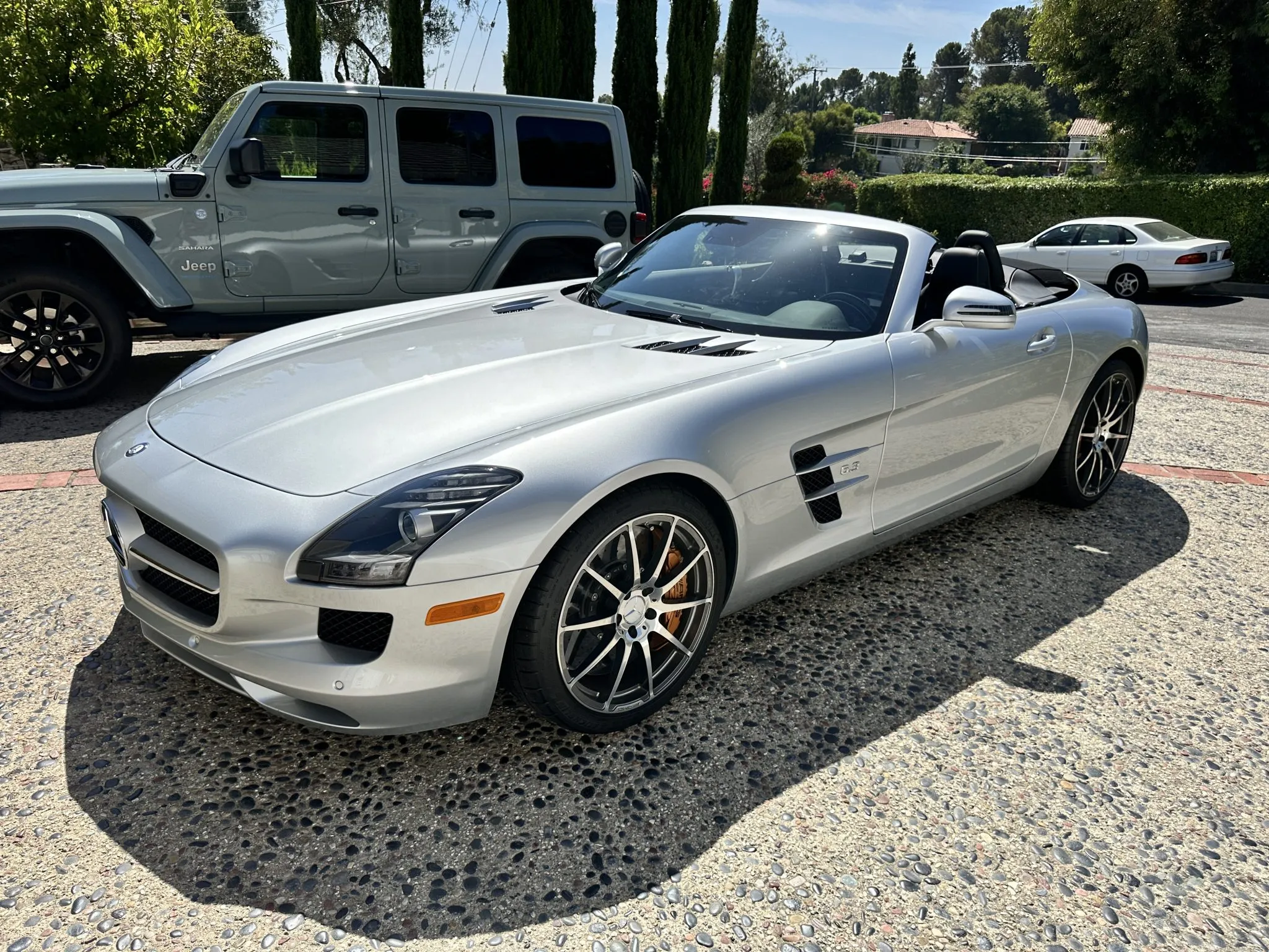 9k-Mile 2012 Mercedes-Benz SLS AMG Roadster